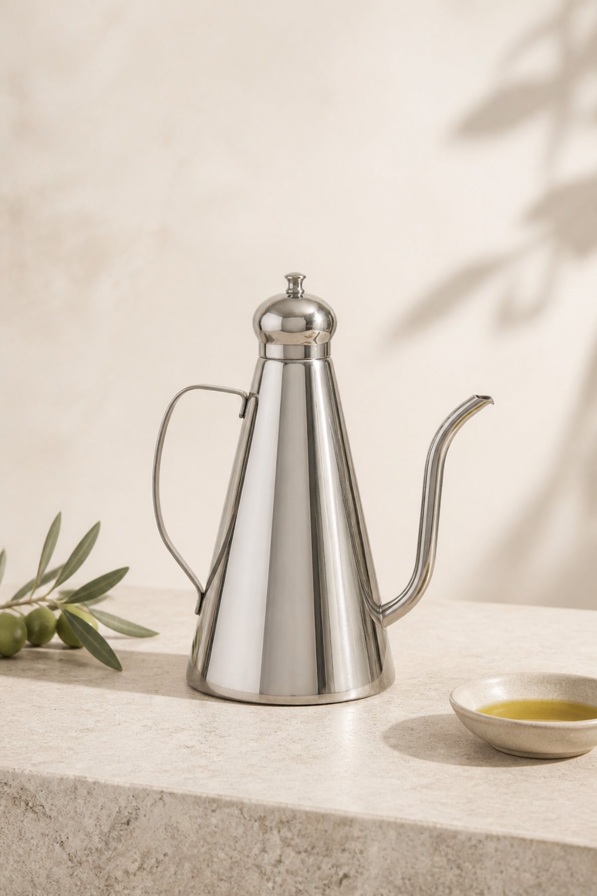 Aurea Mini Uzun Ağızlı Paslanmaz Çelik Yağdanlık — 650 mL