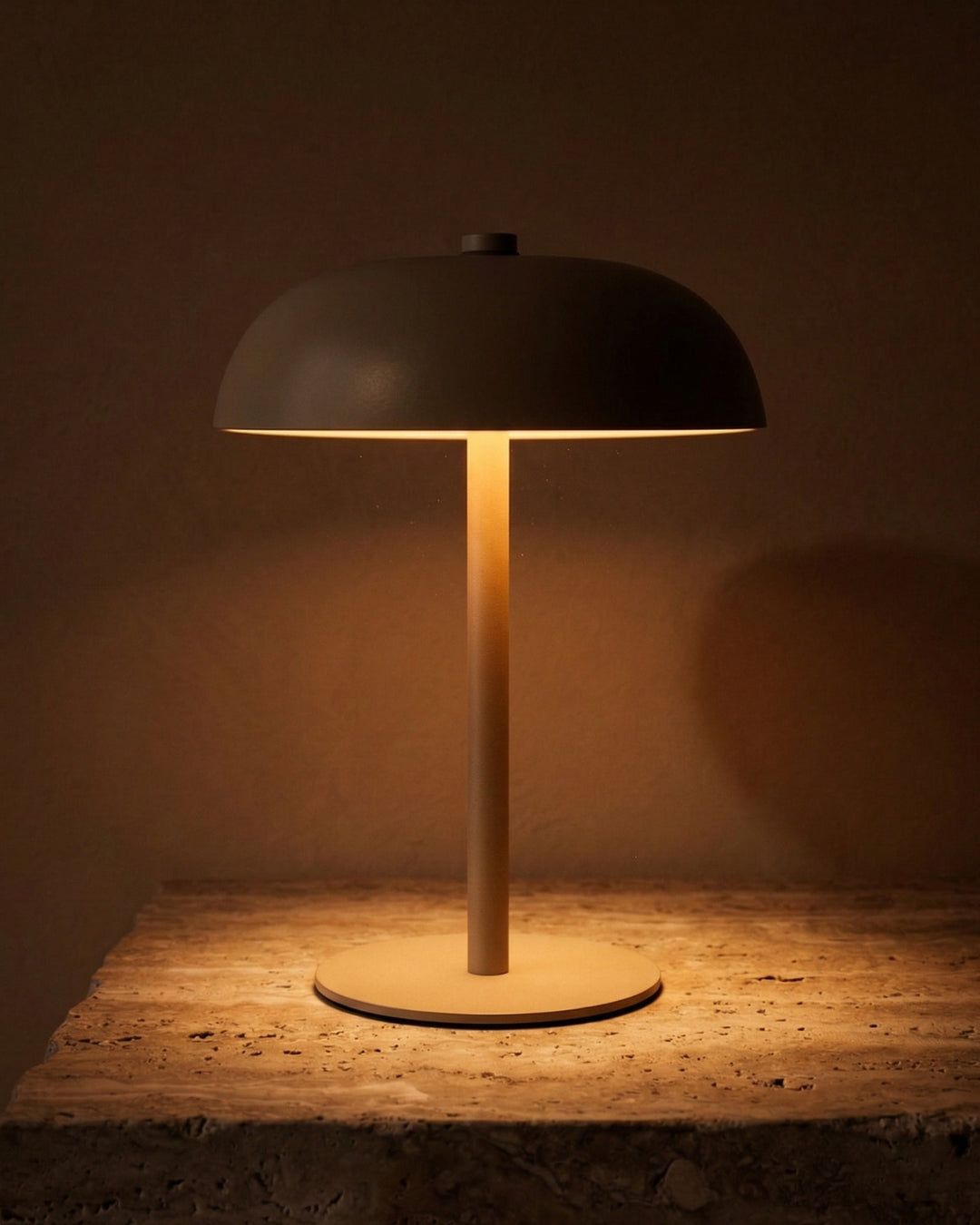 LUMEA Bej Şarjlı Dokunmatik LED Abajur, Masa Lambası, 17 × 22 cm